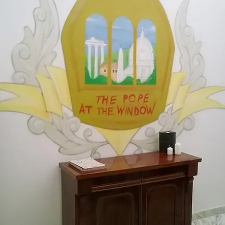 Tatil Evi The Pope At The Window *