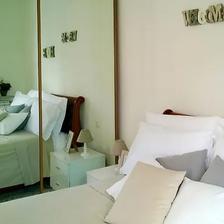 The Pope At The Window Tatil Evi Roma