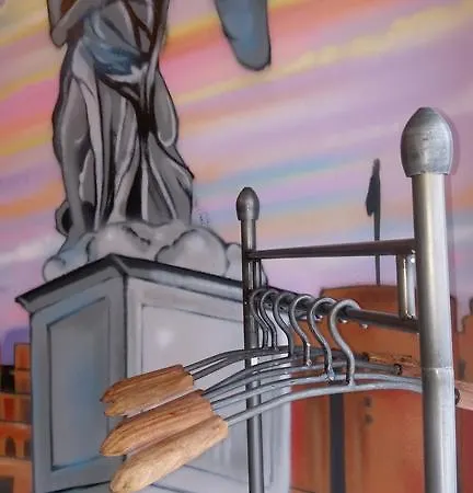 Tatil Evi The Pope At The Window *