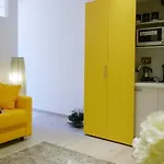 بيت للعطل The Pope At The Window روما